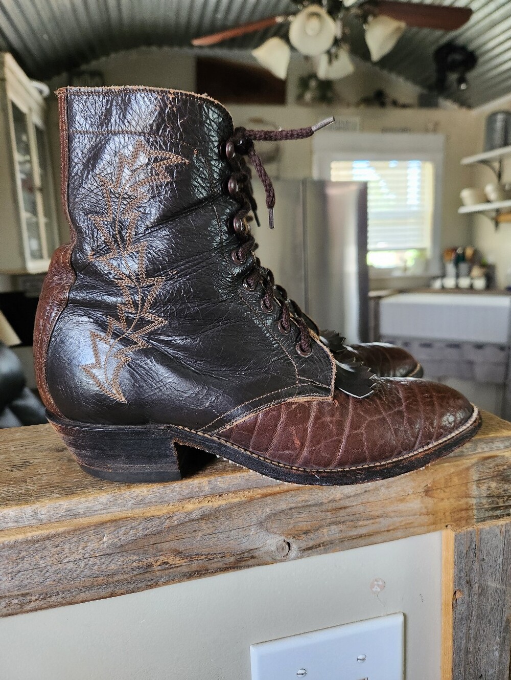 Vintage 1990s Hondo Boots Kiltie Lace Up Ropers Men's 8 D